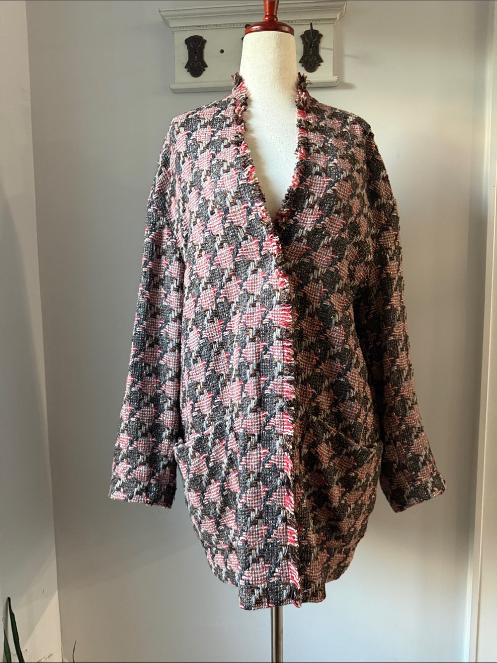 Isabel Marant Jacquard Tweed Coat Pink and Gray Houndstooth Jacket Wool 42 Large